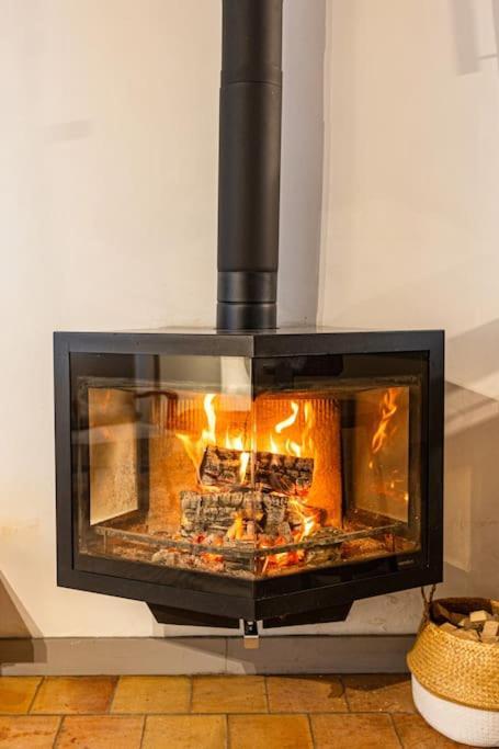Maison De Village Barbentane Avec Spa Екстер'єр фото